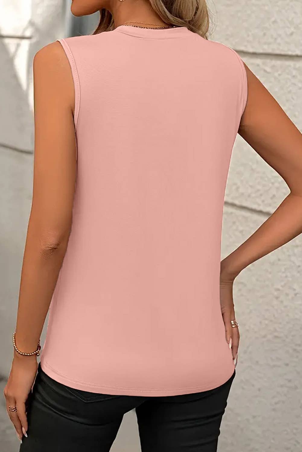 Crew Neck Pleated Tank Top in Pink